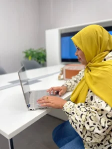 digital marketing freelancer in dubai sajnamajeed
